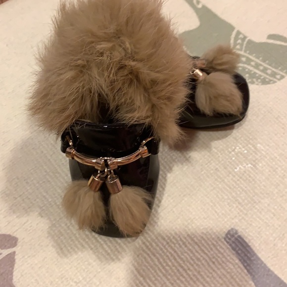 Kid’s shoes - Picture 2 of 5